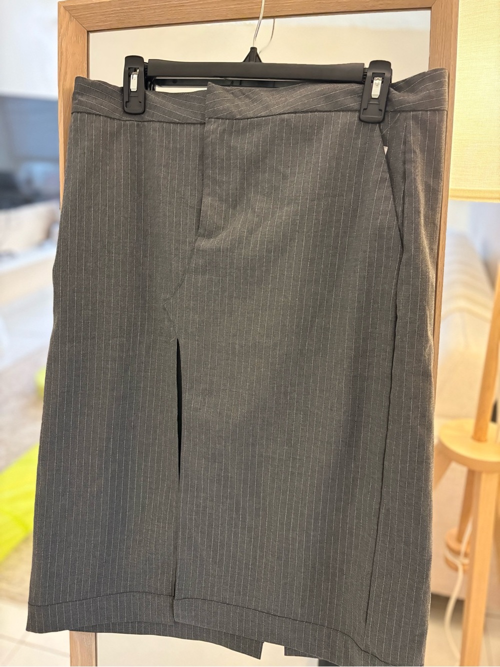 ZARA PINSTRIPE MIDI SKIRT ⭐️📀